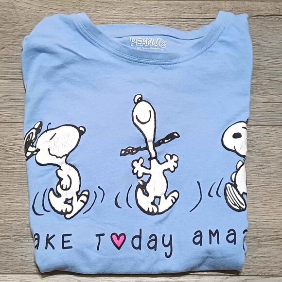 Peanuts Snoopy Large Graphic Print Crew Neck T-Shirt - Picture 5 of 5